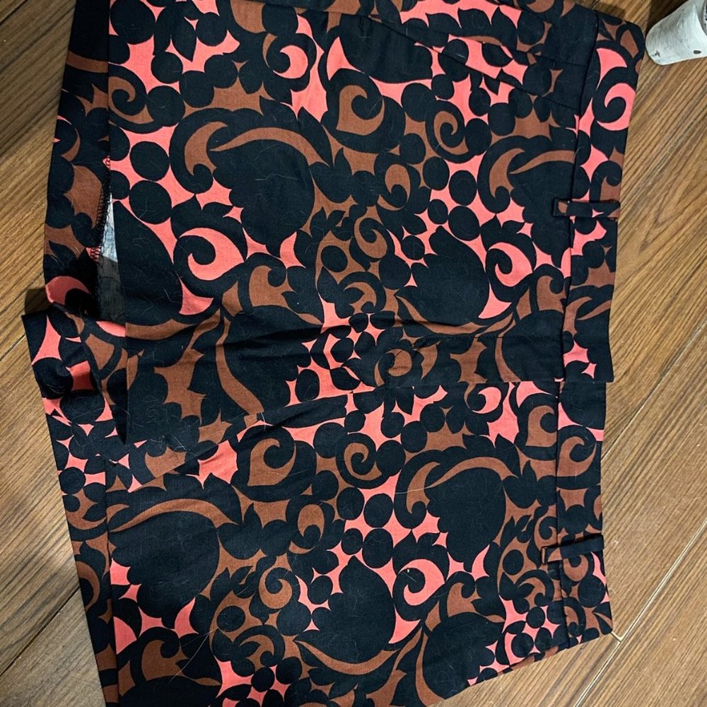 Ann Taylor shorts devin fit, size 10
